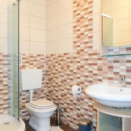 Apartment Urdih - Krk316 By Interhome *