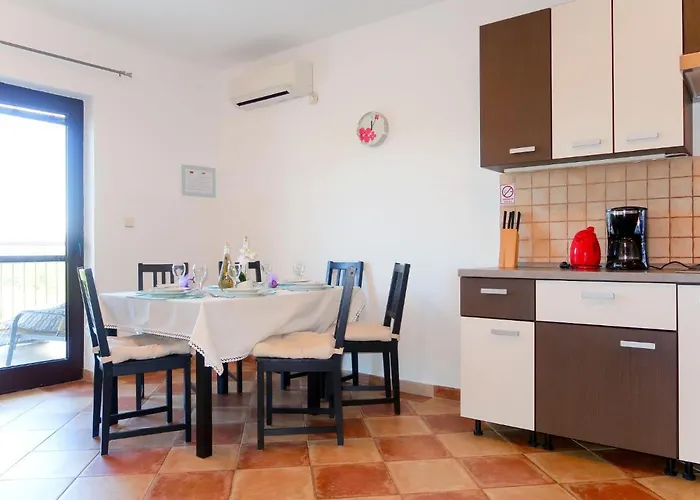 Urdih-2 By Interhome Appartement Malinska