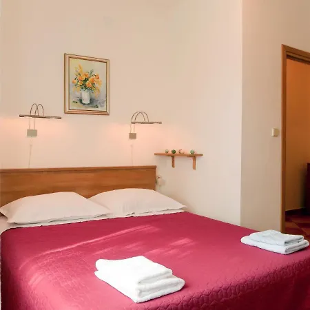 Apartamento Urdih-2 By Interhome