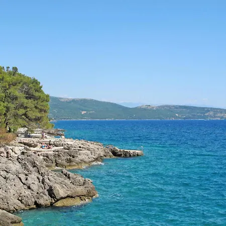 Urdih-2 By Interhome Malinska